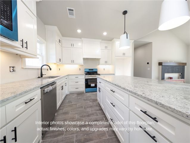 48 shetland Drive, Bella Vista, AR 72715