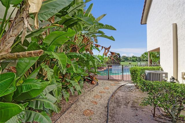 22508 W Esplanada Cir W, Boca Raton, FL 33433