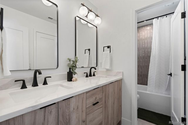 3240 N Franklin Street, Denver, CO 80205