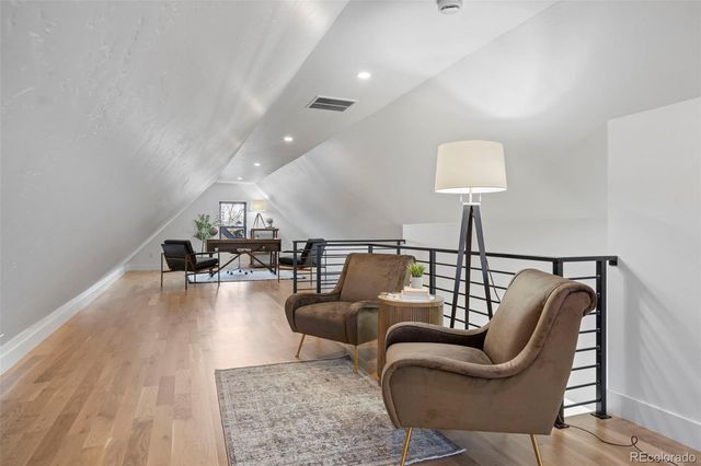 3240 N Franklin Street, Denver, CO 80205