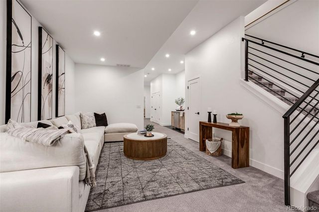 3240 N Franklin Street, Denver, CO 80205