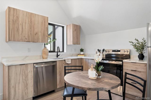 3240 N Franklin Street, Denver, CO 80205