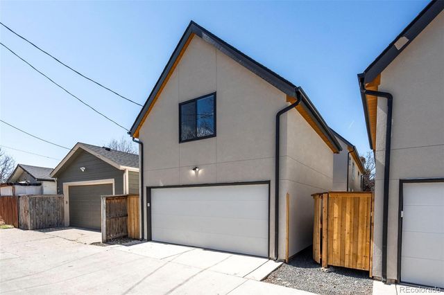 3240 N Franklin Street, Denver, CO 80205