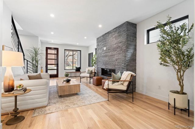 3240 N Franklin Street, Denver, CO 80205