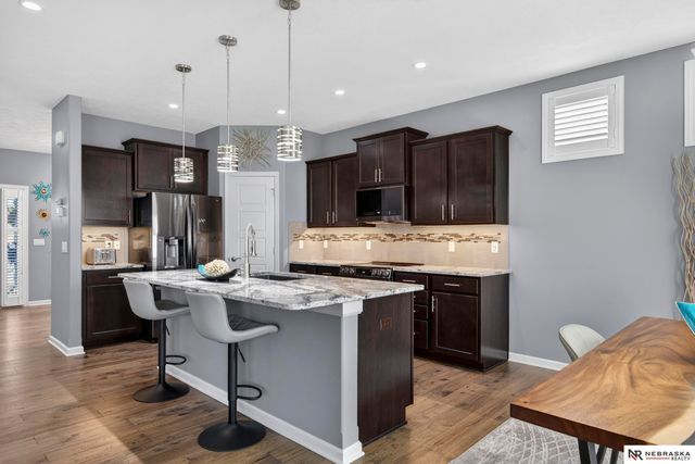 10702 Laramie Street, Papillion, NE 68046