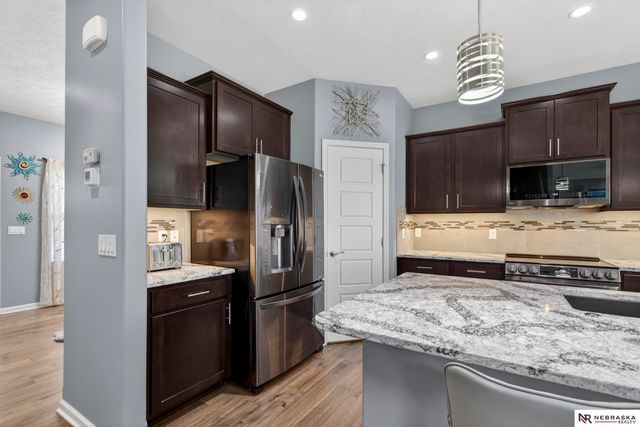 10702 Laramie Street, Papillion, NE 68046