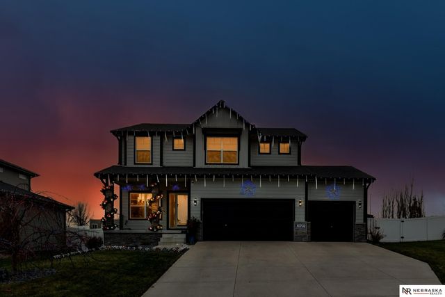 10702 Laramie Street, Papillion, NE 68046