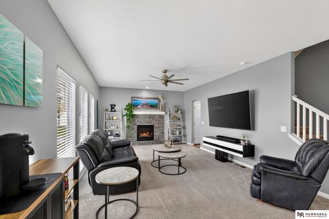 10702 Laramie Street, Papillion, NE 68046