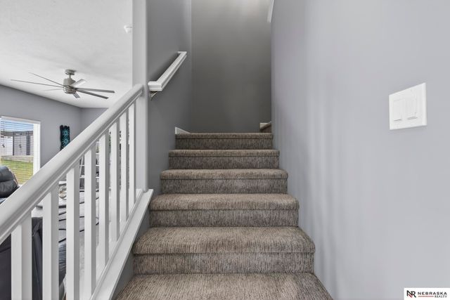 10702 Laramie Street, Papillion, NE 68046