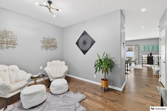 10702 Laramie Street, Papillion, NE 68046