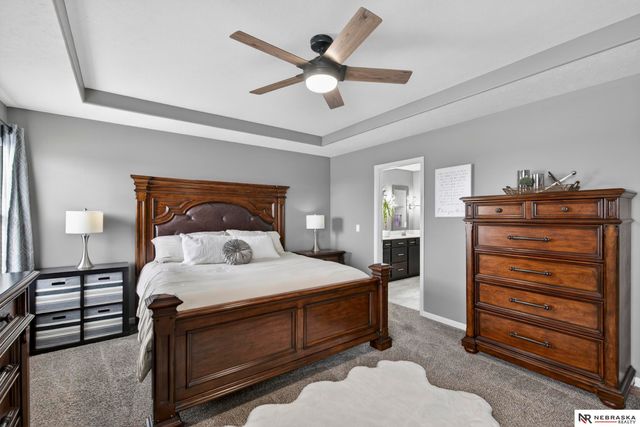 10702 Laramie Street, Papillion, NE 68046