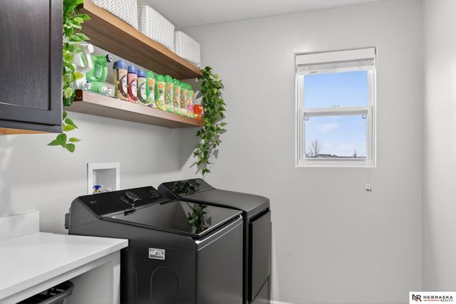 10702 Laramie Street, Papillion, NE 68046