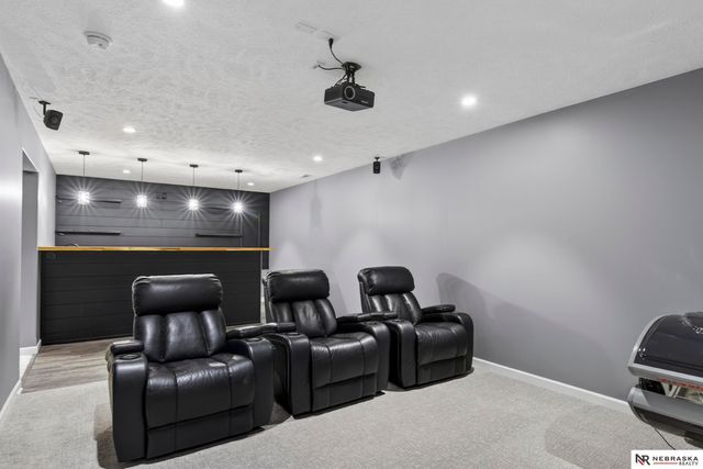 10702 Laramie Street, Papillion, NE 68046