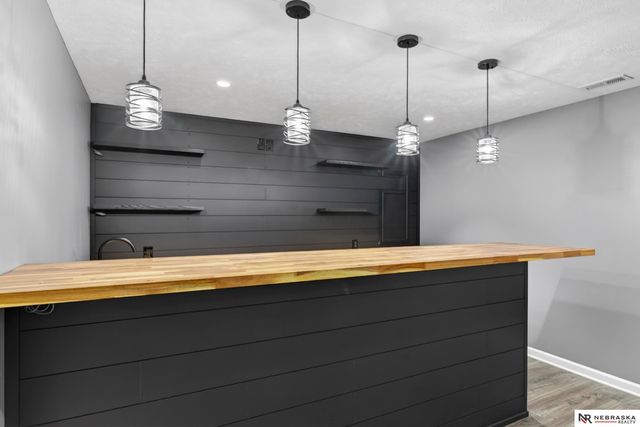 10702 Laramie Street, Papillion, NE 68046