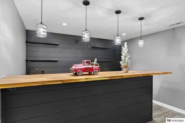 10702 Laramie Street, Papillion, NE 68046