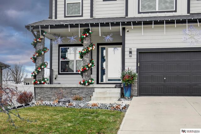 10702 Laramie Street, Papillion, NE 68046