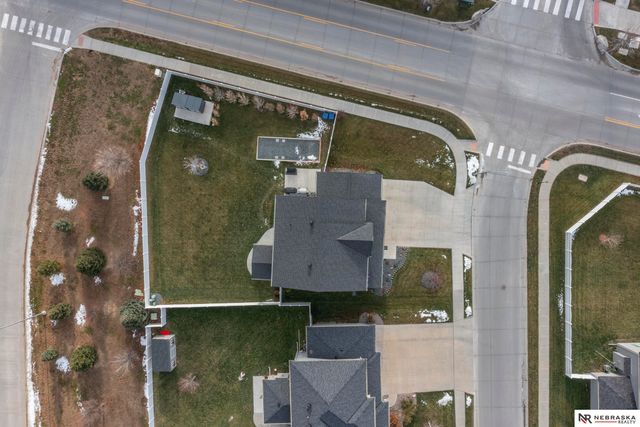 10702 Laramie Street, Papillion, NE 68046