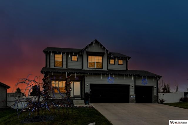 10702 Laramie Street, Papillion, NE 68046
