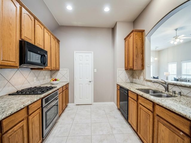7537 Glasshouse Walk, Frisco, TX 75035