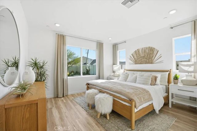 3223 E Avenue J-4, Lancaster, CA 93535