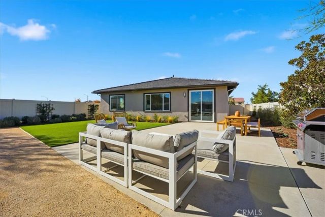 3223 E Avenue J-4, Lancaster, CA 93535