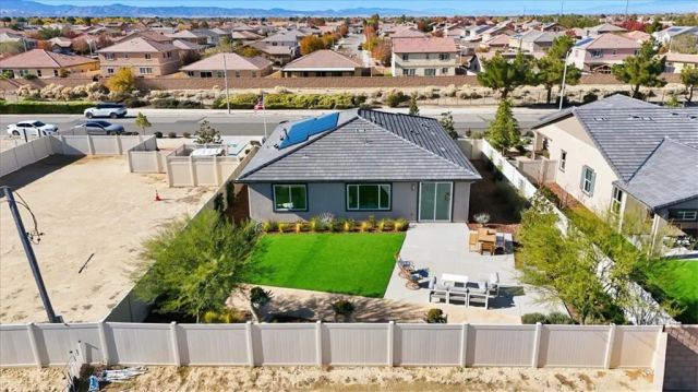 3223 E Avenue J-4, Lancaster, CA 93535
