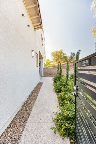 2181 Radiant Horizon Avenue, Henderson, NV 89052