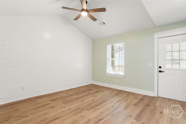 27 Pine Drive, Savannah, GA 31405