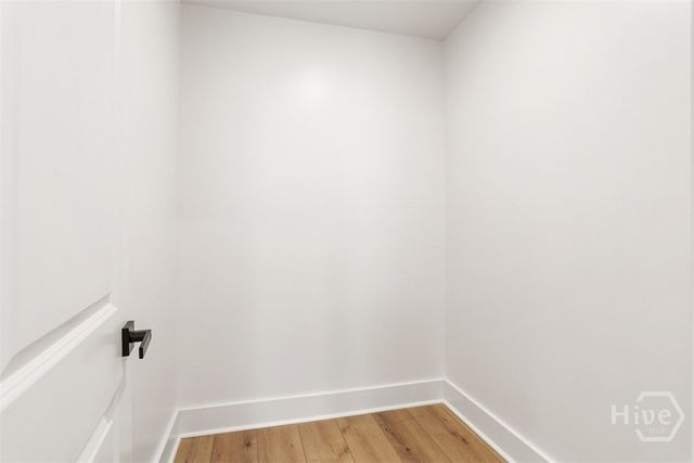 27 Pine Drive, Savannah, GA 31405