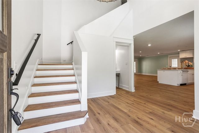 27 Pine Drive, Savannah, GA 31405