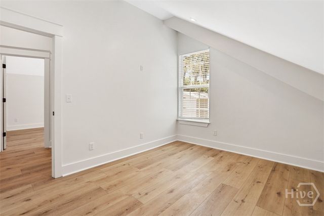 27 Pine Drive, Savannah, GA 31405