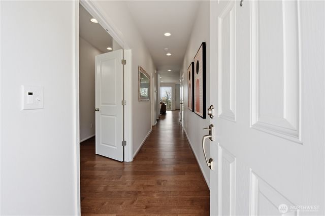 7012 30th Place SW, Seattle, WA 98126