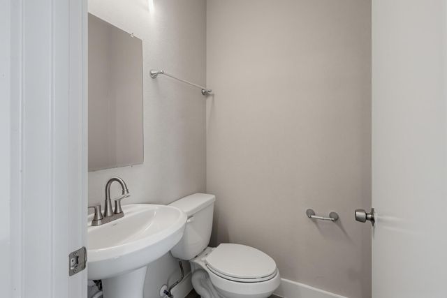 2917 Sauer Street, Houston, TX 77004