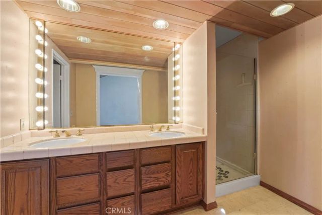 130 W Crystal View Avenue, Orange, CA 92865