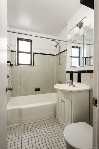 103-25 68th Avenue 7L, Forest Hills, NY 11375