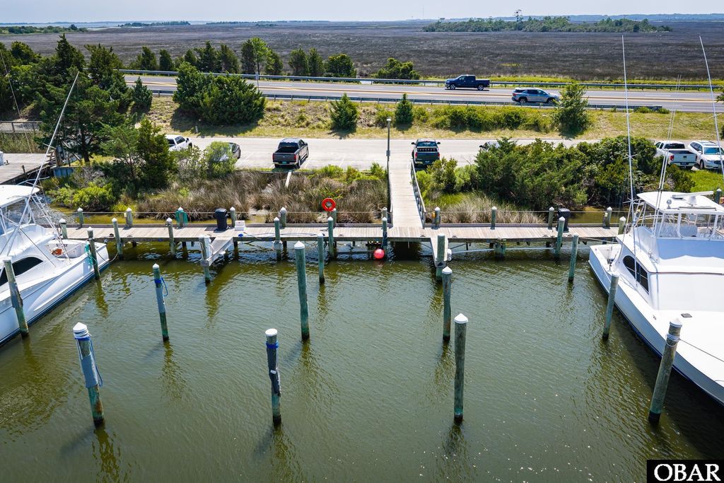 Image 12 of property listing at 12 Yacht Club Court Slip 12, Manteo, NC 27954