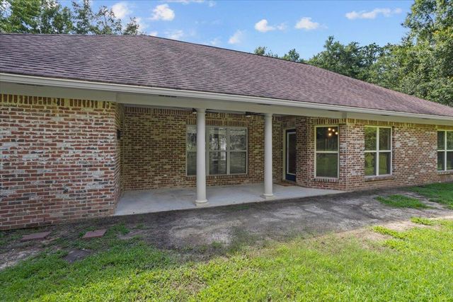 171 Brookline Dr., Hattiesburg, MS 39402