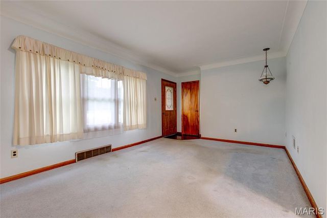 5673 Humbert Road, Godfrey, IL 62035