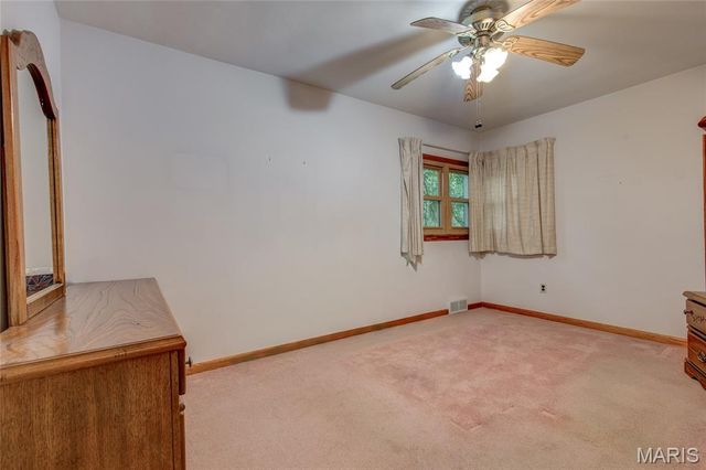 5673 Humbert Road, Godfrey, IL 62035