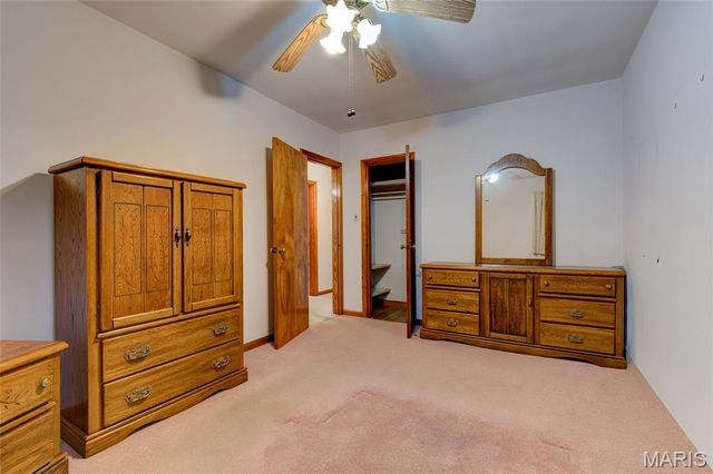 5673 Humbert Road, Godfrey, IL 62035