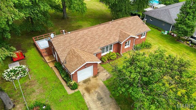 5673 Humbert Road, Godfrey, IL 62035