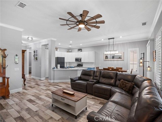 10812 Katepwa Street, Apple Valley, CA 92308