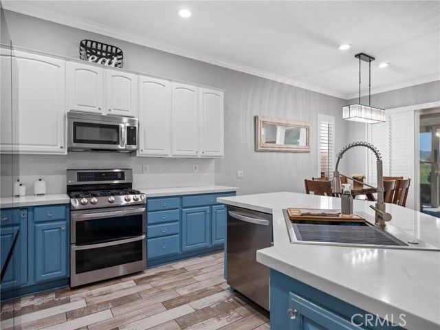 10812 Katepwa Street, Apple Valley, CA 92308