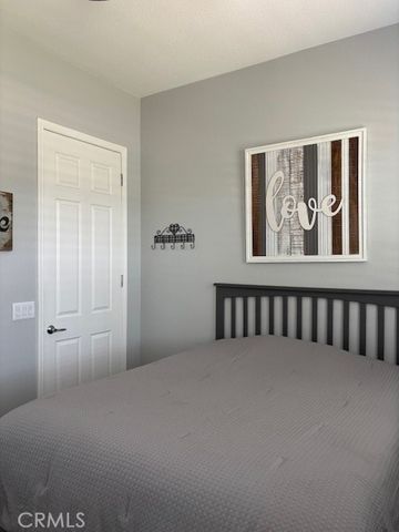 10812 Katepwa Street, Apple Valley, CA 92308