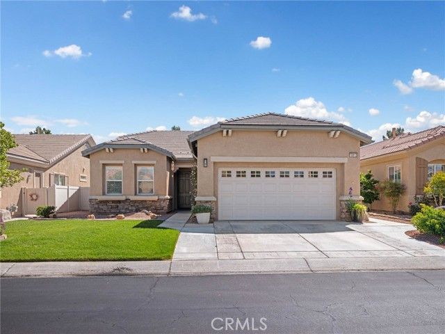 10812 Katepwa Street, Apple Valley, CA 92308