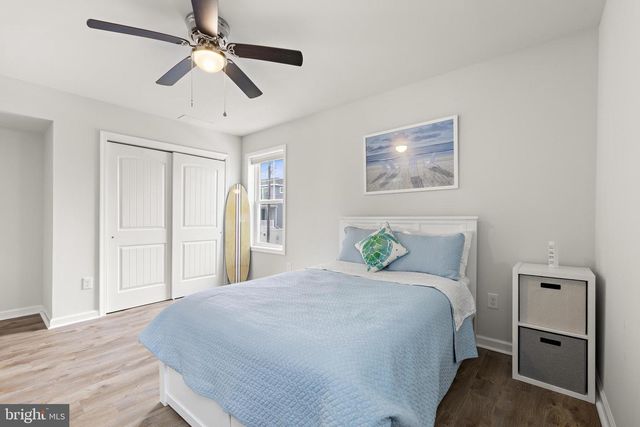 106 W 26TH ST, Ship Bottom, NJ 08008