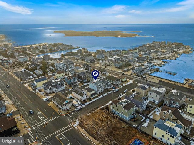 106 W 26TH ST, Ship Bottom, NJ 08008