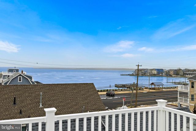 106 W 26TH ST, Ship Bottom, NJ 08008