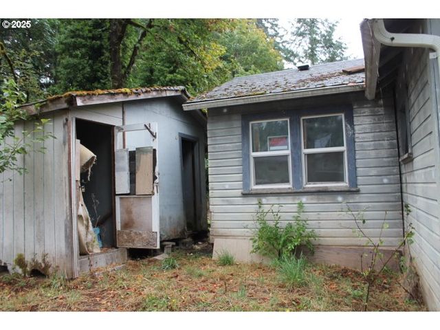 21620 Glaze Rd, Noti, OR 97461