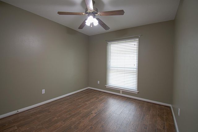 16123 Canaridge Drive, Houston, TX 77053